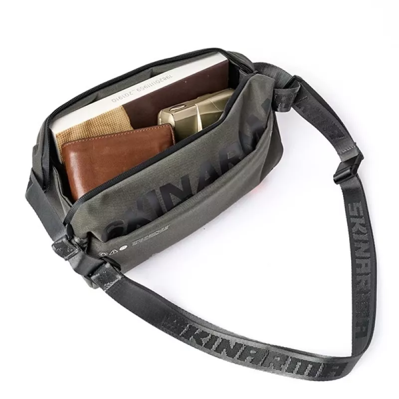 SKINARMA crossbody tas Fardel olijf