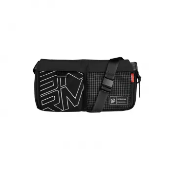 Skinarma Jager crossbody tas zwart
