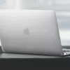 Uniq MacBook Air 13 transparante beschermhoes (Combat Series)