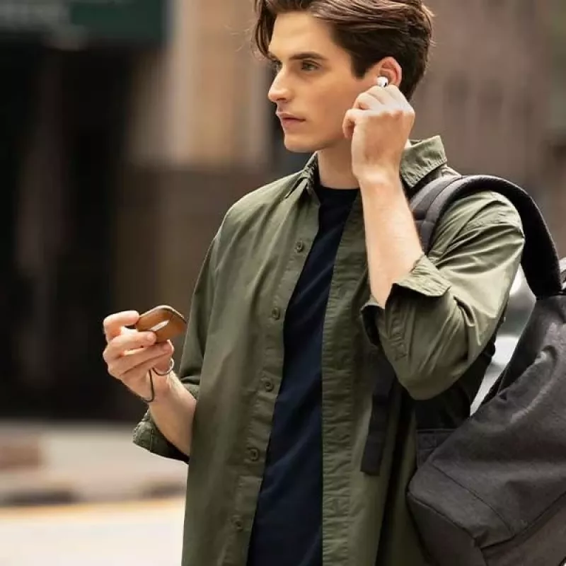 UNIQ Terra Case voor AirPods Pro 2e gen. (2022/2023) - Echt leer, Dallas Black