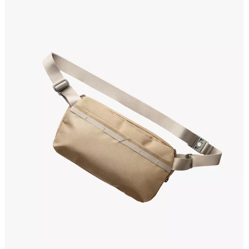 UNIQ Denver crossbodytas 5L zwart