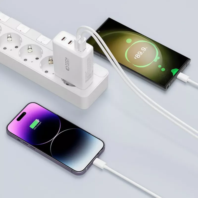 Tech-Protect NC100W-GAN 4-PORT witte GaN wandlader 100W USB-C USB-A