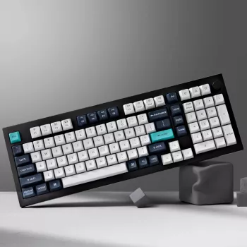 Keychron Q5M-M1 96% mechanisch toetsenbord, Gateron G Pro Red Switch, RGB Hot-Swap, Bluetooth 5.1 & USB-C, aluminium behuizing