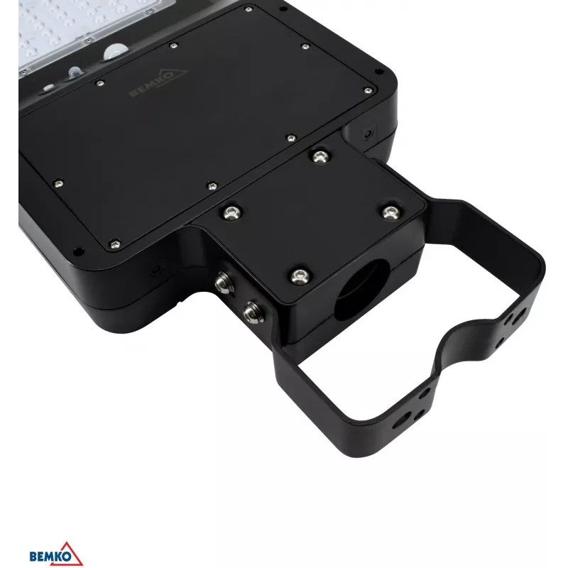 BEMKO SOLGER LED-solarlantaarn 40W 6000LM 3000/4000/6000K IP65 zwart met PIR-sensor