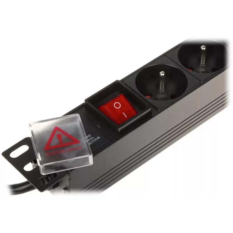 DELTA PD-8/R-IEC stekkerdoos 8 stopcontacten overspanningsbeveiliging 230V 10A zwart