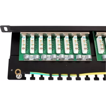 Patchpanel FTP Cat.5e 24 poorts 0.5U zwart GETFORT PGF-5EFTP24-B8