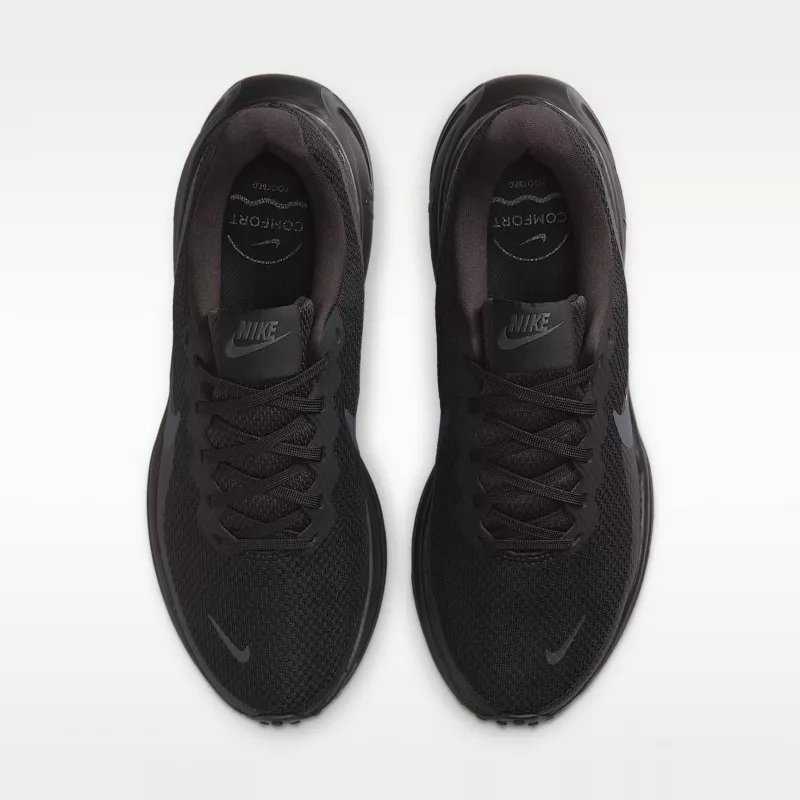 Nike Revolution 8 dames hardloopschoenen zwart/wit maat 39