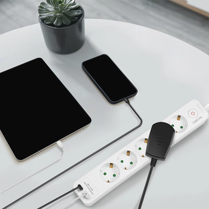 LogiLink LPS280U stekkerdoos, 5 AC-stopcontacten, 2 USB-aansluitingen (USB-A & USB-C), 17W, wit