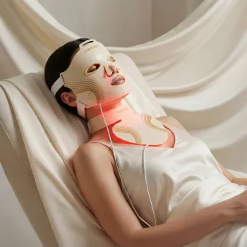 Medivon LED-licht gezichtsmasker Lumi Max - 7-kleuren fotonentherapie, 192 LEDs, afstandsbediening, instelbare intensiteit en timer