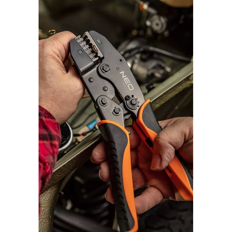 NEO TOOLS adereindhuls-krimptang 0,5-16 mm² (22-6 AWG)