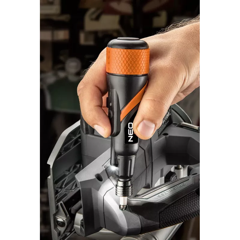 NEO TOOLS 04-200 USB-C 3,6 V accu-schroevendraaier met 10 bits en kunststofkoffer
