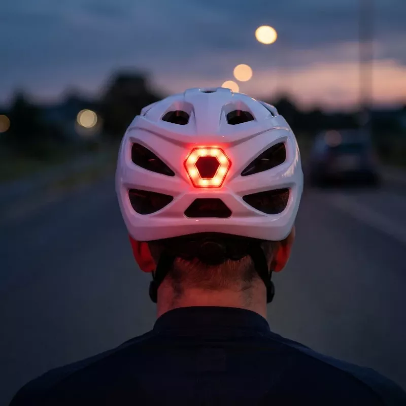 Vayox Speed glanzend wit LED fietshelm maat M