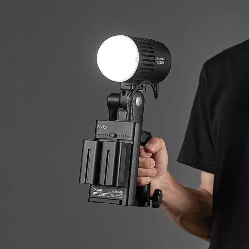 Godox ML-AK accessoireset voor ML-serie LED-lampen (diffusorkoepel, siliconen diffusor, mini-reflector, honingraatraster, kleurenfilter)