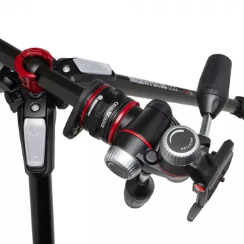 Manfrotto MK055CXPRO33WQR Carbonfiber Statief met 3 Beenabschnitten en XPRO 3-Weg Panhead
