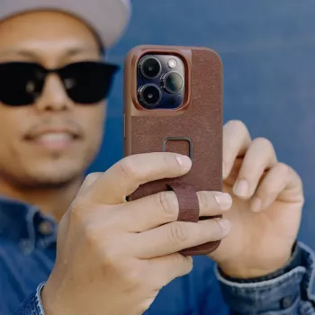 Hoesje met lus Peak Design Mobile Everyday V2 voor Apple iPhone 15 Pro Max, Redwood (M-LC-BL-RD-2)