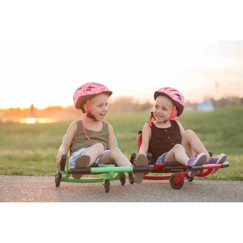 EzyRoller Classic roze ride-on speelgoed voor kinderen van 3-12 jaar