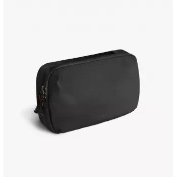 UNIQ Denver Tech Kit Pouch 2.5L, Black