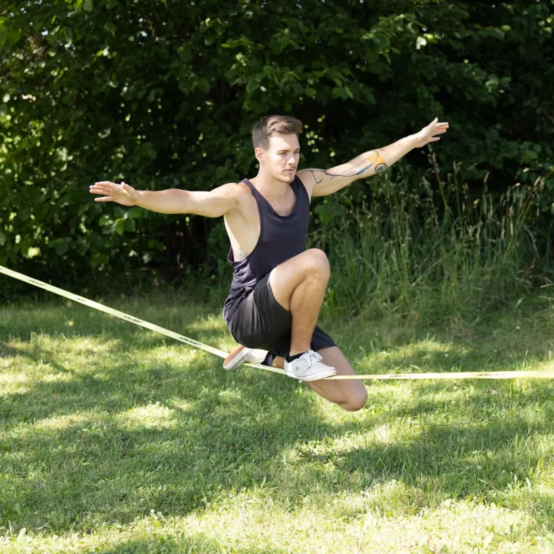 SCHILDKRÖT slackline-set 15 m geel, 50 mm breed met ratelspanning – balanceertrainingskit 970701
