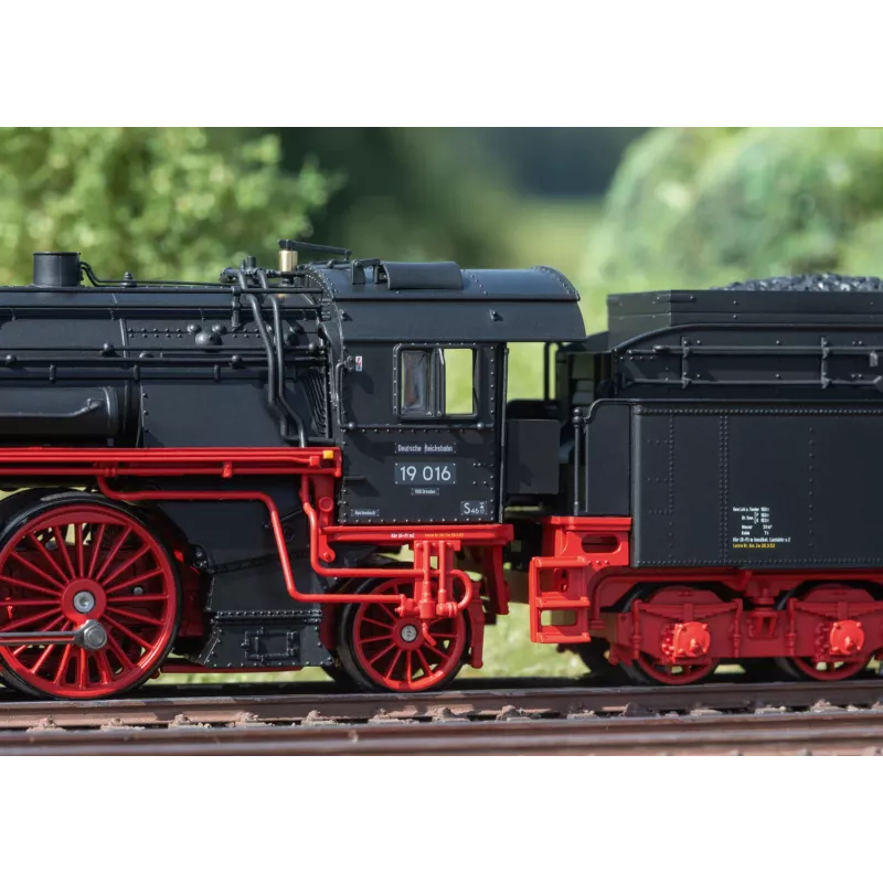 Märklin 038190 H0 stoomlocomotief Baureihe 19 016 DR/DDR