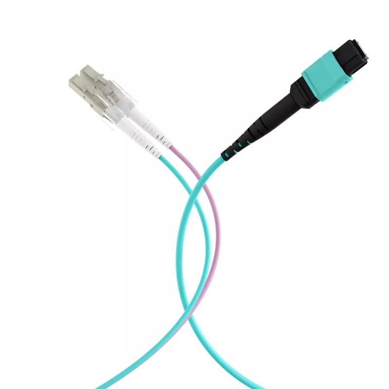 EFB MTP naar LC 12-fiber OM3 LSZH Aqua fan-out patchkabel, 7,5 m MTPF12LCOM3-7,5