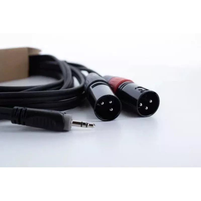Cordial EY 1.5 WMM XLR Y-adapterkabel - 3,5 mm TRS naar 2x XLR stekker, 1,5 m 14871