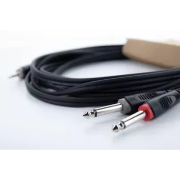 Cordial 14863 audio Y-adapterkabel, 3,5mm TRS jack naar 2x XLR stekker, 0,3m, PVC, zwart