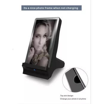 CYOO CY120787 7 inch digitaal fotolijstje met Qi-laadpad - zwart