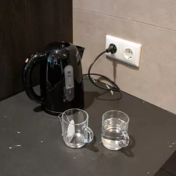 Melissa Elektrische waterkoker 1,7L 2025W zwart 16130301