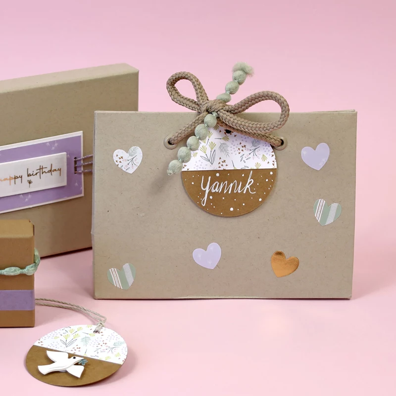 Artoz papier cadeaulabels bruin wit hangtag set kraft rond 6,5 cm 6 stk. (144500-255)