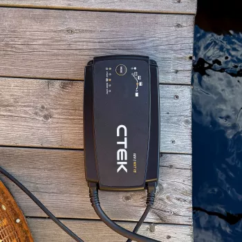 CTEK NXT 15 40-725 intelligente acculader 15A 12V voor loodzuur- en lithiumaccu's