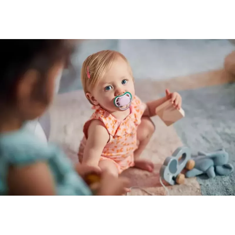 Philips Avent Ultra Air fopspeen 0-6 maanden, 2-pack, meisje roze/paars, SCF085/24