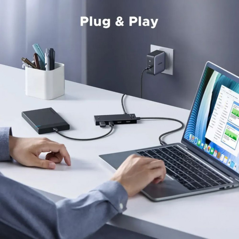 Ugreen USB-C hub naar 4x USB-C 3.2 / 1x USB-C 100W PD CM806 zwart