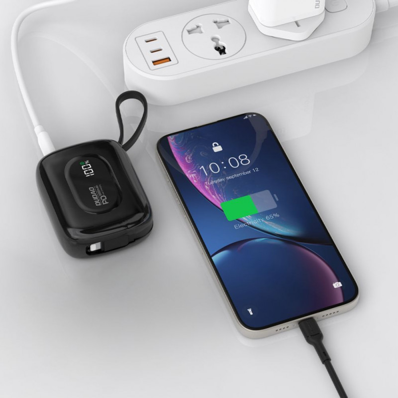 Dudao K32 powerbank 22,5 W 10000 mAh met geïntegreerde USB-C-/Lightning-kabel – zwart