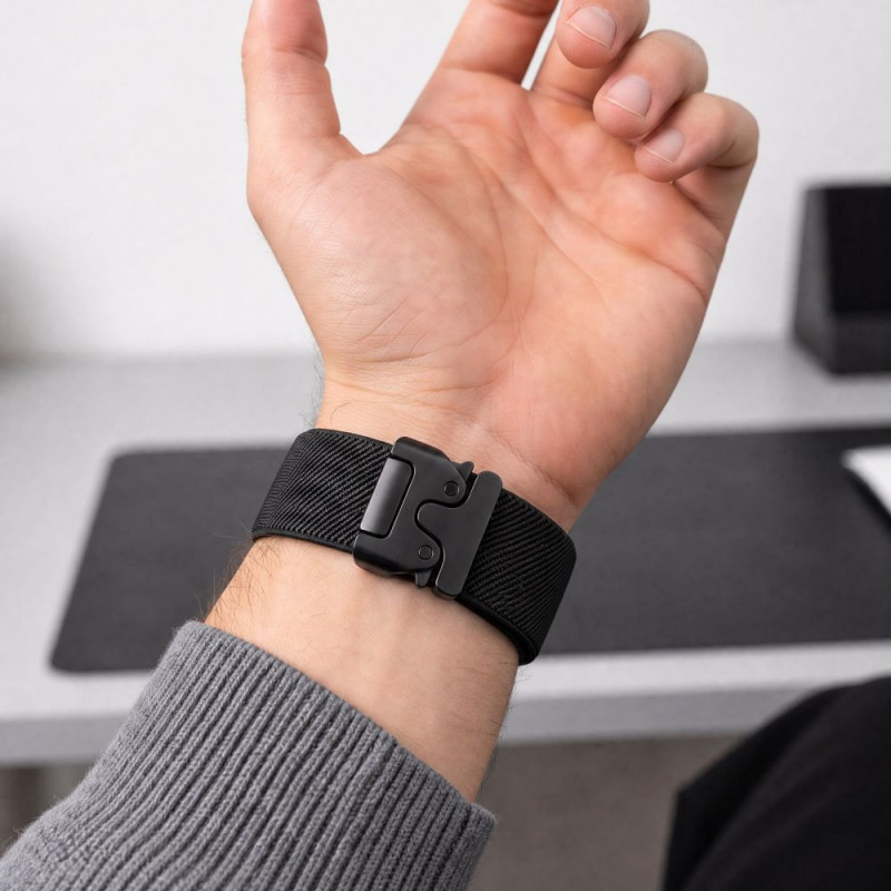 Tech-Protect Nylon Clasp horlogebandje voor Samsung Galaxy Watch 8 / 9 / Classic 40 / 44 / 46 mm, zwart