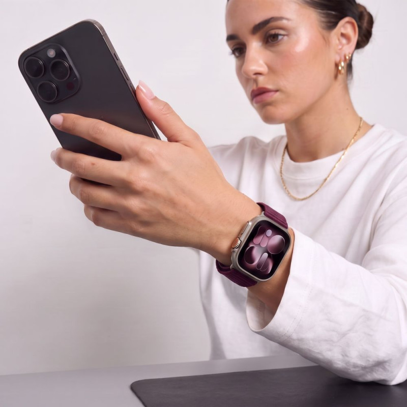 Tech-Protect Nylonloop Apple Watch 8 / 9 / 10 / 11 / 12 / SE / Ultra 44/45/46/49 mm horlogeband, Deep Burgundy