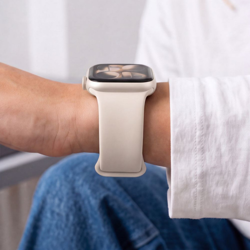 Tech-Protect Siliconen band voor Apple Watch 8 / 9 / 10 / 11 / 12 / SE / Ultra 44/45/46/49 mm, Starlight