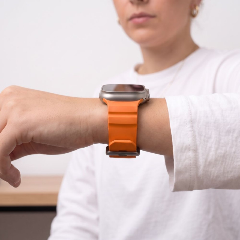 Tech-Protect Motion Apple Watch 8 / 9 / 10 / 11 / 12 / SE / Ultra 44/45/46/49 mm band, signaaloranje
