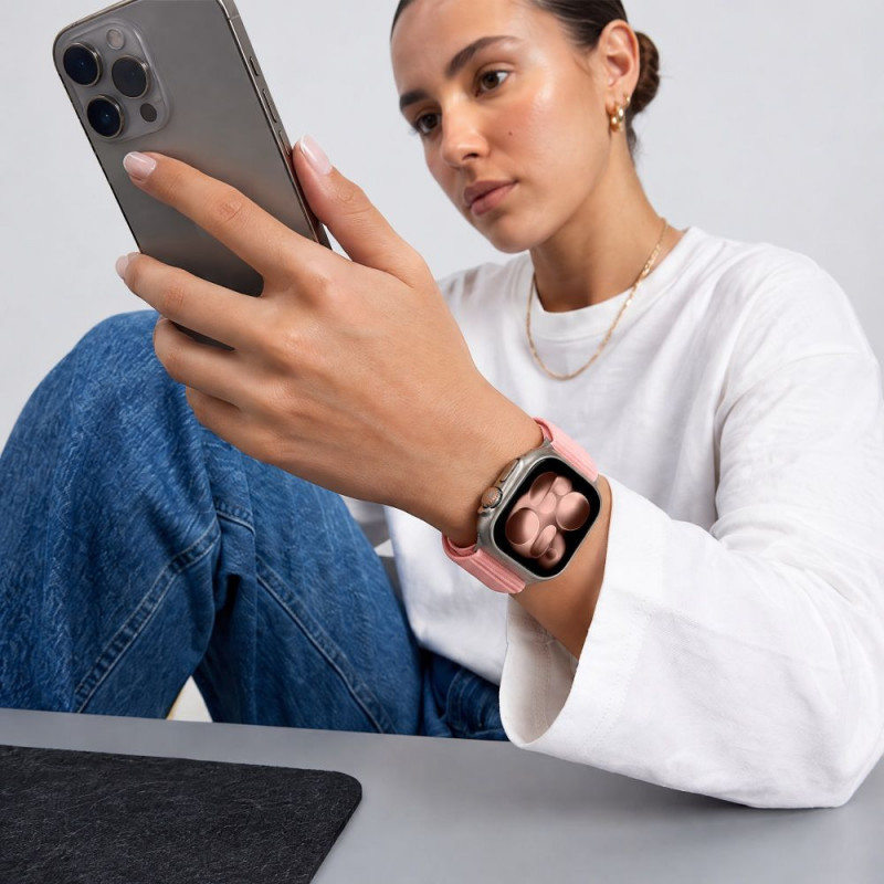 Tech-Protect NylonLoop-band voor Apple Watch 8 / 9 / 10 / 11 / 12 / SE (40 / 41 / 42 mm), lichtroze