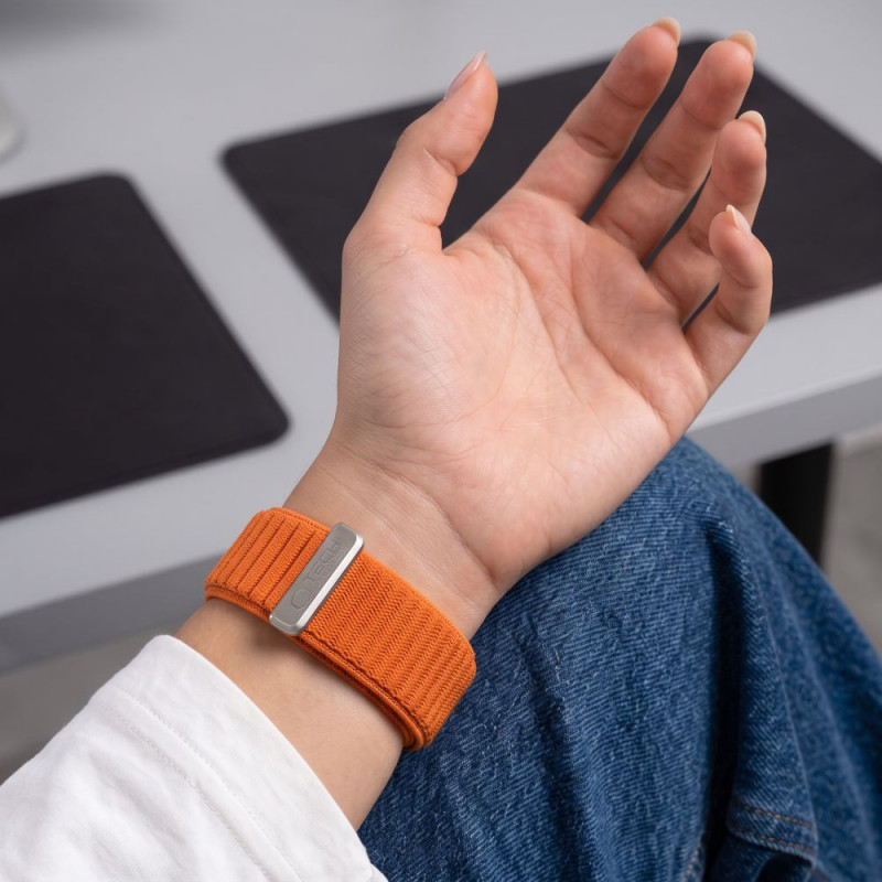 Tech-Protect Nylonloop Apple Watch 8 / 9 / 10 / 11 / 12 / SE / Ultra 44/45/46/49 mm horlogeband, oranje