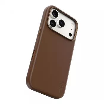 CARE by PanzerGlass Solo vegan lederen case bruin met MagSafe voor iPhone 17 Pro