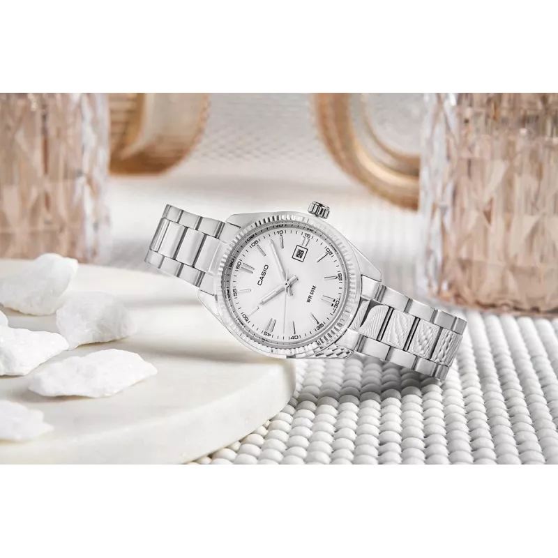 CASIO LTP1302PD7A1V unisex analoog quartz horloge, zilver RVS, 34,5 x 30,2 x 8,7 mm