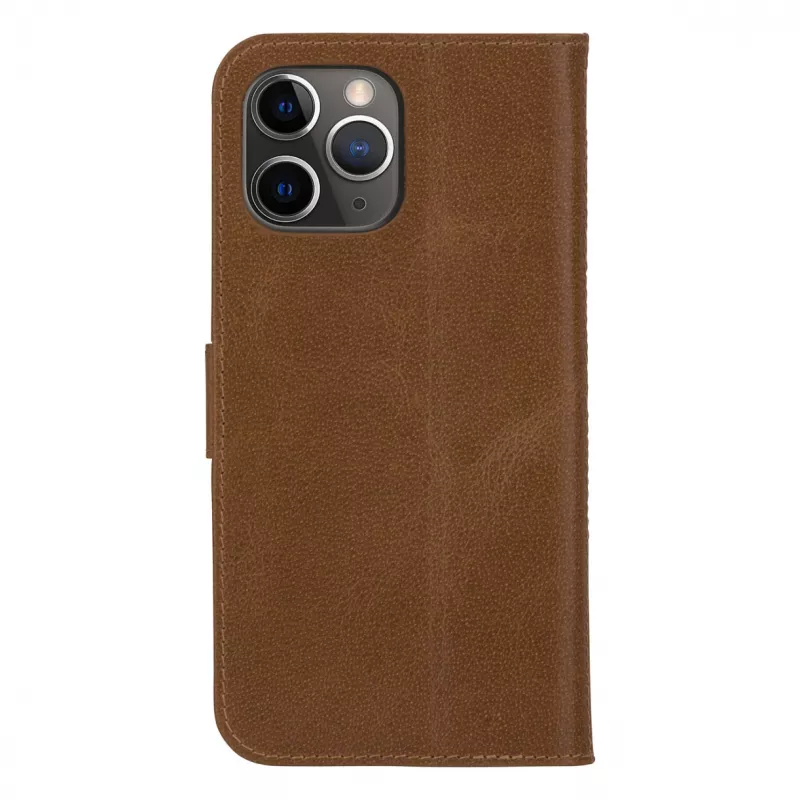 dbramante1928 Copenhagen Slim flipcase voor Apple iPhone 13 Pro Max, gegrijnsd leer, lichtbruin