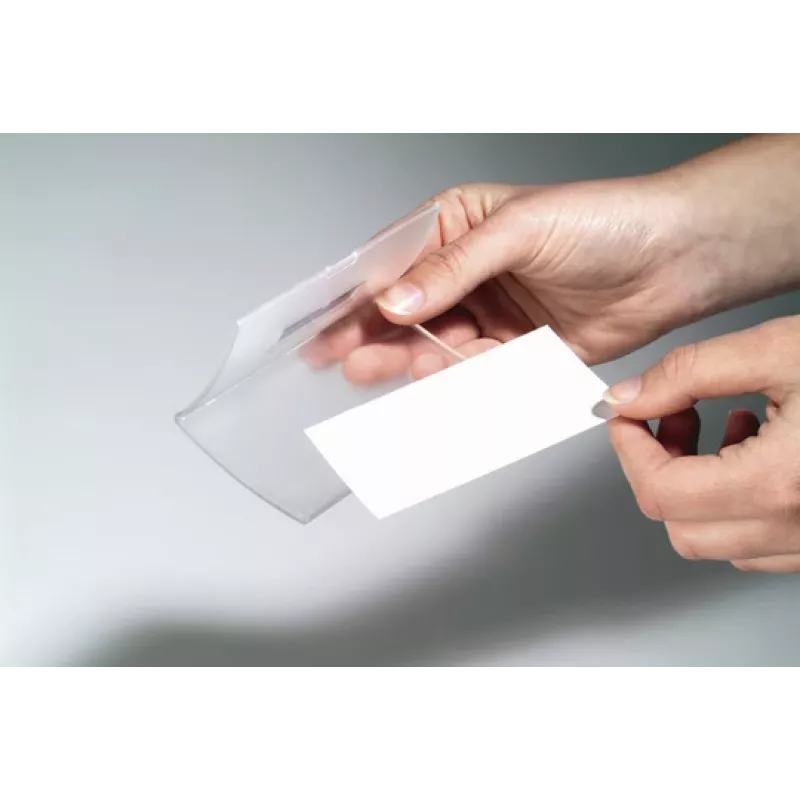 DURABLE CLICK FOLD naamkaartje met clip, 90x54 mm inlegvel, transparant, 25-pack 821619