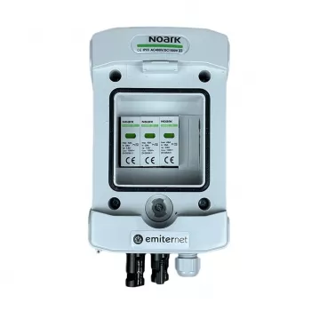 EMITER Schakelkast aangesloten DC hermetisch IP65 EMITTER met Noark 1000V type 2 DC-overspanningsbeveiliging, 1x PV-string, 1x MPPT