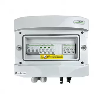 EMITER schakelkast DCAC hermetisch IP65 EMITTER met Noark 1000V type 1+2 DC-overspanningsbeveiliging, 1 x PV-string, 1 x MPPT // en AC Noark type 1+2, 10A 3-fasen