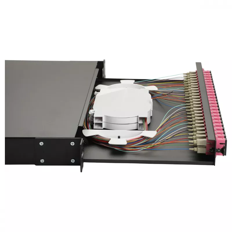 Equip 24-poorts glasvezel splicebox, SC duplex, OM4, 1U, gepatcht, zwart