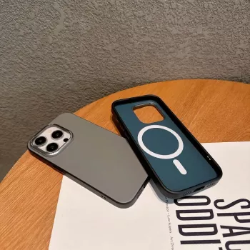 Evelatus Apple iPhone 16 Pro Max PC NeoCase met MagSafe bruin