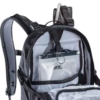 EVOC FR Enduro Blackline 16 rugzak - zwart, maat S