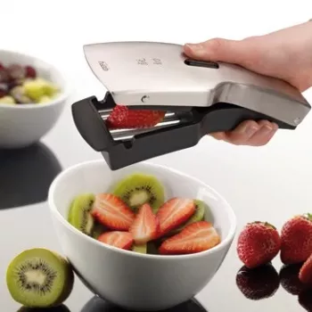 GEFU Japanse schaaf TARI® mandoline V-mes-schaaf met 3 inzetstukken, Duits chirurgisch roestvrij staal, zwart