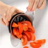 GEFU Karaca handmatige hakmolen met trekkoord 900 ml zwart